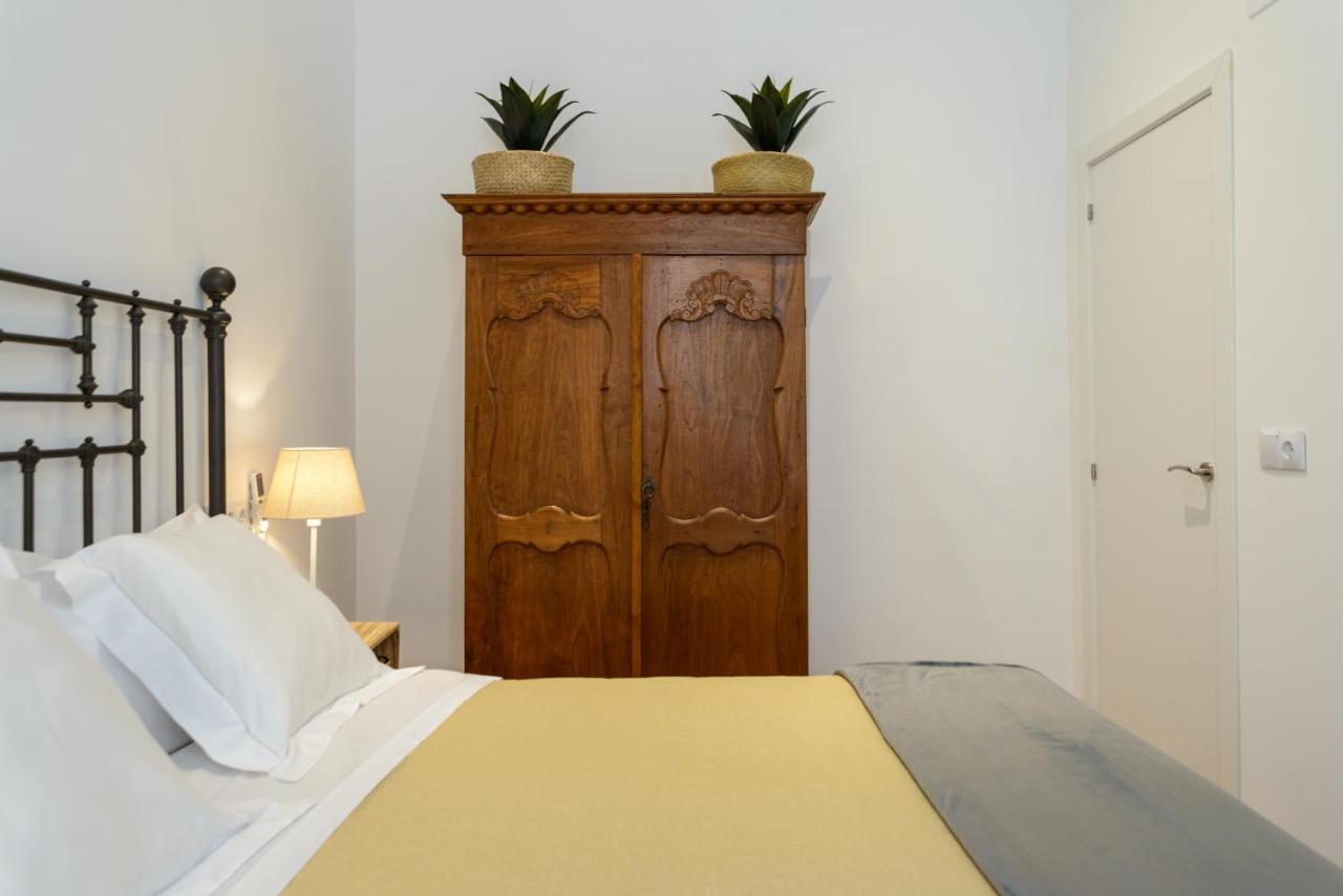 Apg Palau Salieti 1 Apartman Girona Kültér fotó