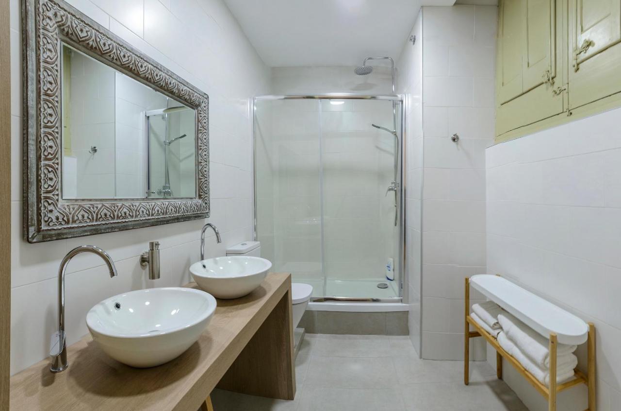 Apg Palau Salieti 1 Apartman Girona Kültér fotó